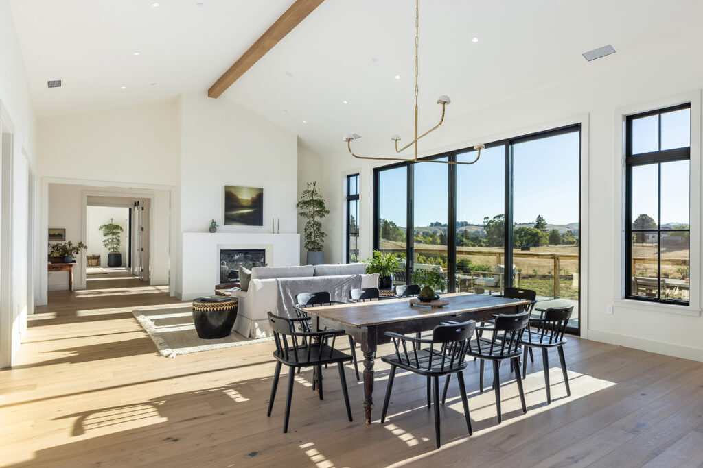 Great room. (Darren Loveland)