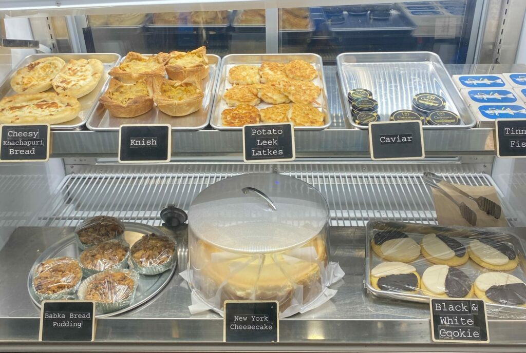 The deli case at Grossman’s Noshery & Bar in Santa Rosa on Sept. 5, 2024. (Maci Martell/Sonoma Magazine)