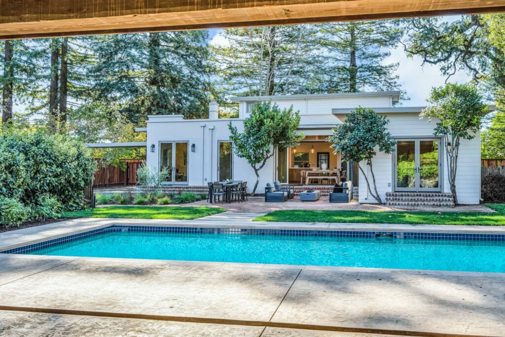 The site of the sale is a circa-1920s Healdsburg home which was renovated in 1964 and again in 2024.