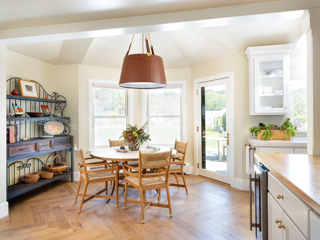 Kitchen table. (Mike Murtaugh)