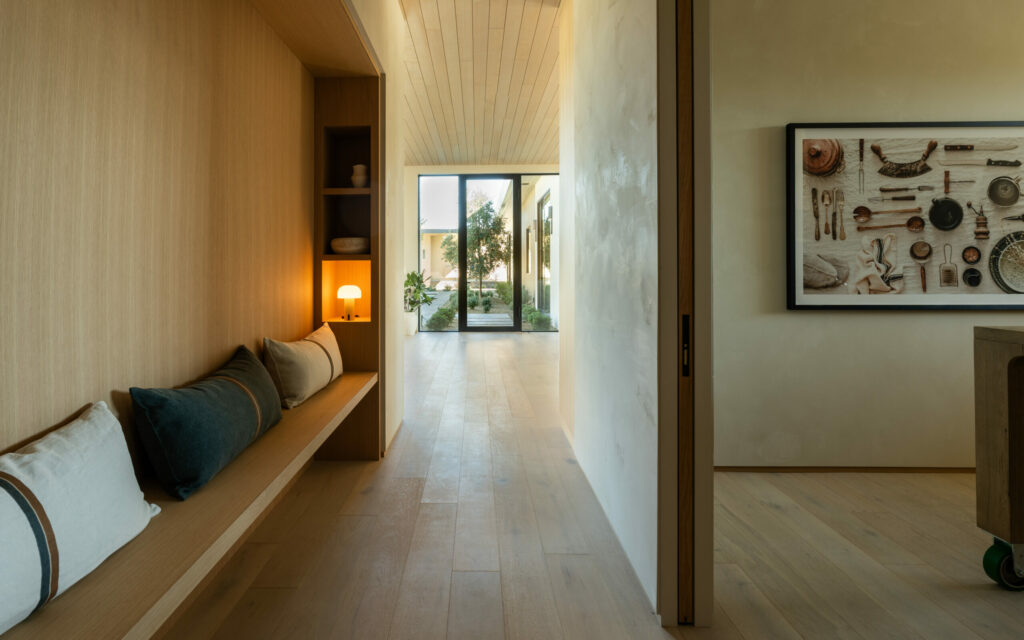 Hallway. (Mike Battey)