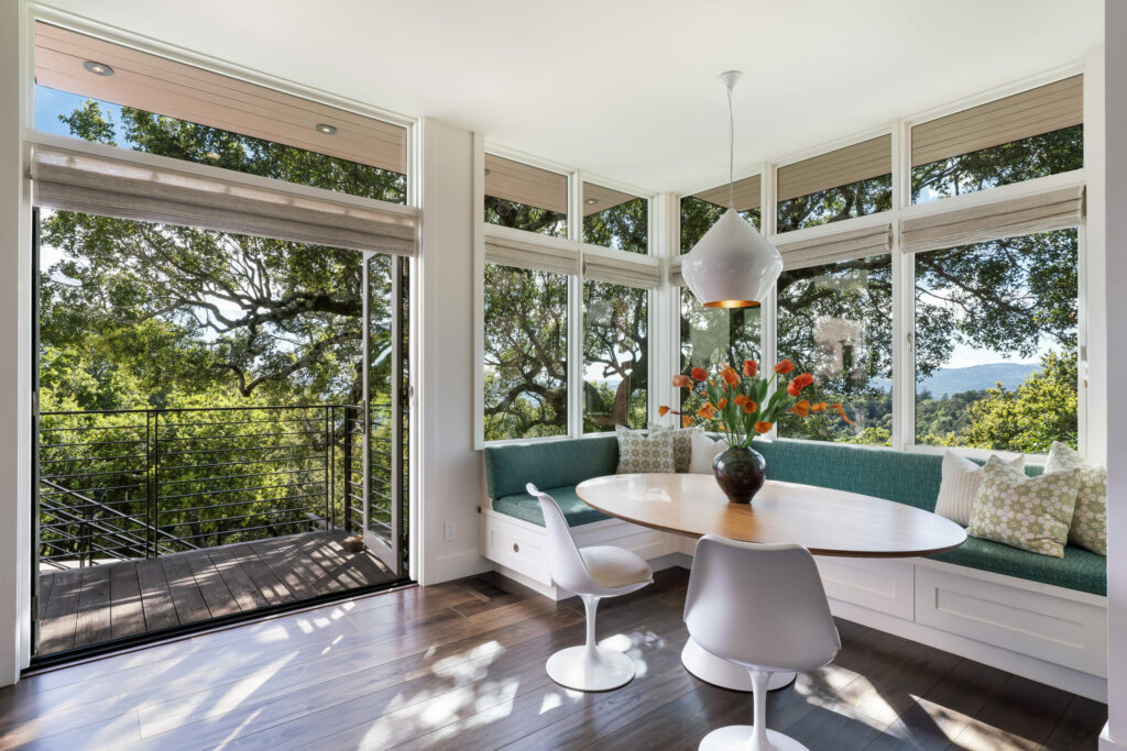 Kitchen banquette. (Ned Bonzi / Sotheby’s International Realty)