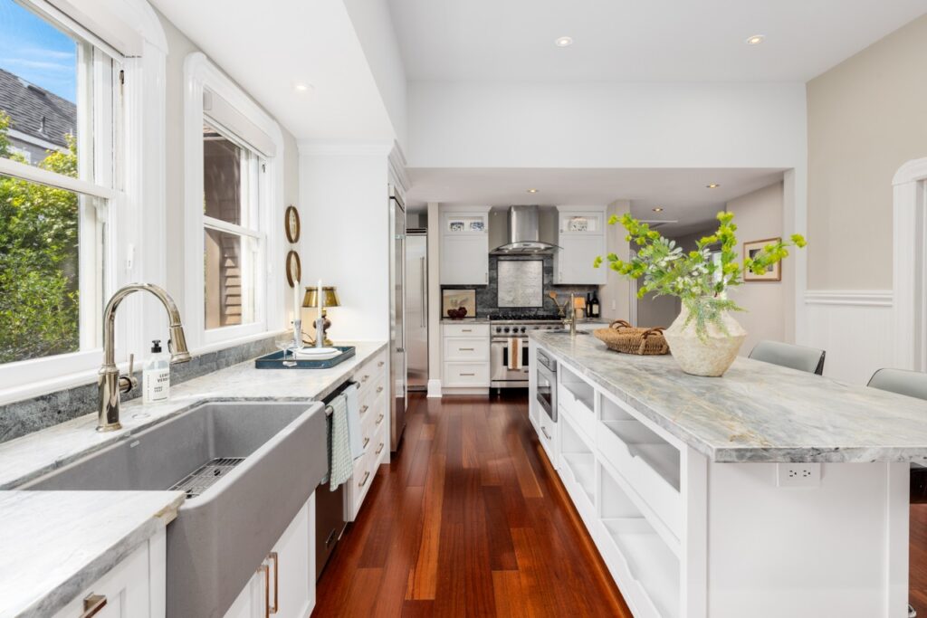 Kitchen. (Jan Pechbrenner / Liftec Media)