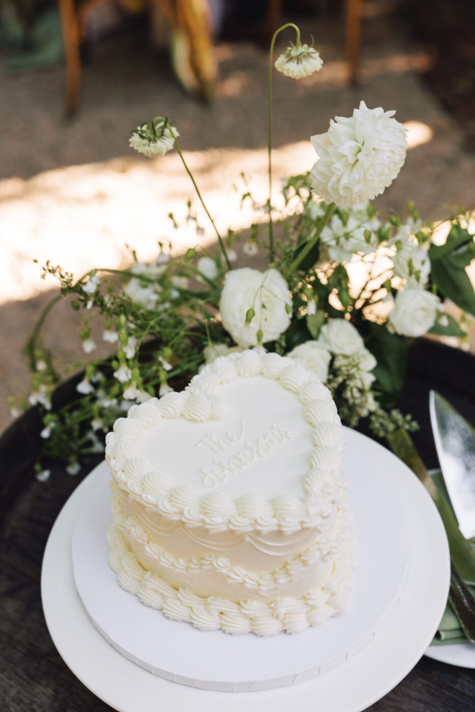 After dinner, the couple cut a small, heart-shaped cake from the Bay Area-based It’s Sugarlicious. (Ashley Carlascio)
