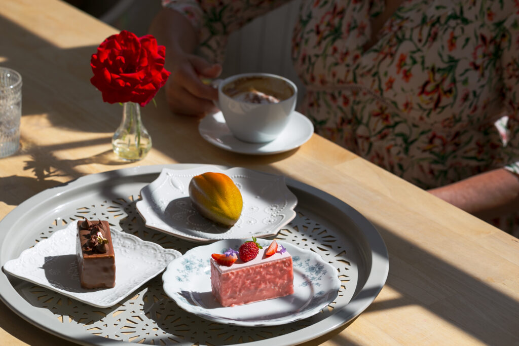 Desserts from artisan chocolatier Fleur Sauvage in Windsor. (Sonoma County Tourism)