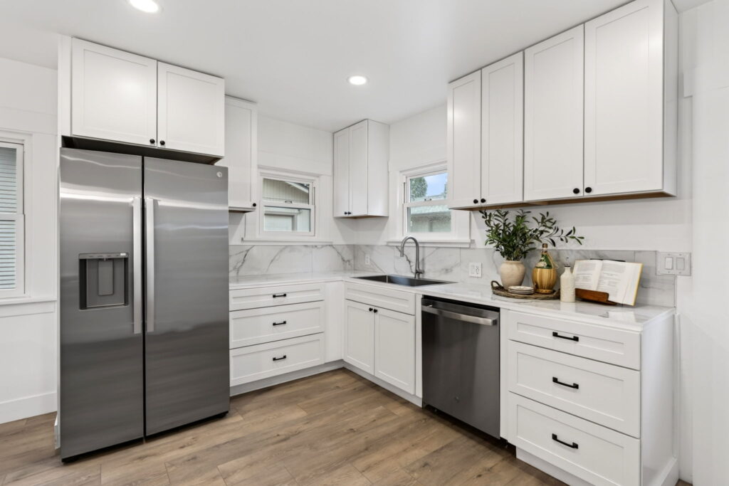 Kitchen. (Clear Shot Creations)