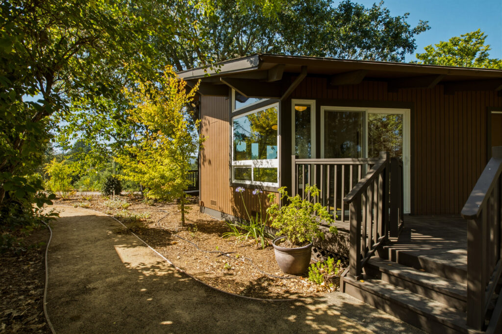 (Sarah Colegrove / Bravari Real Estate Media)