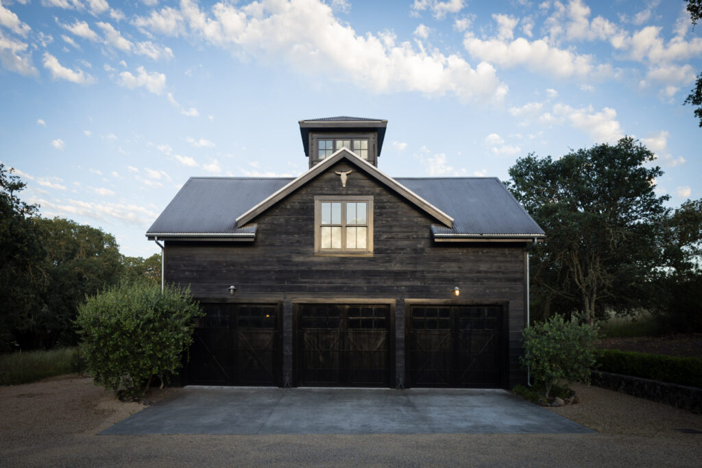 Barn-style garage with upper office. (Peter Lyons)
