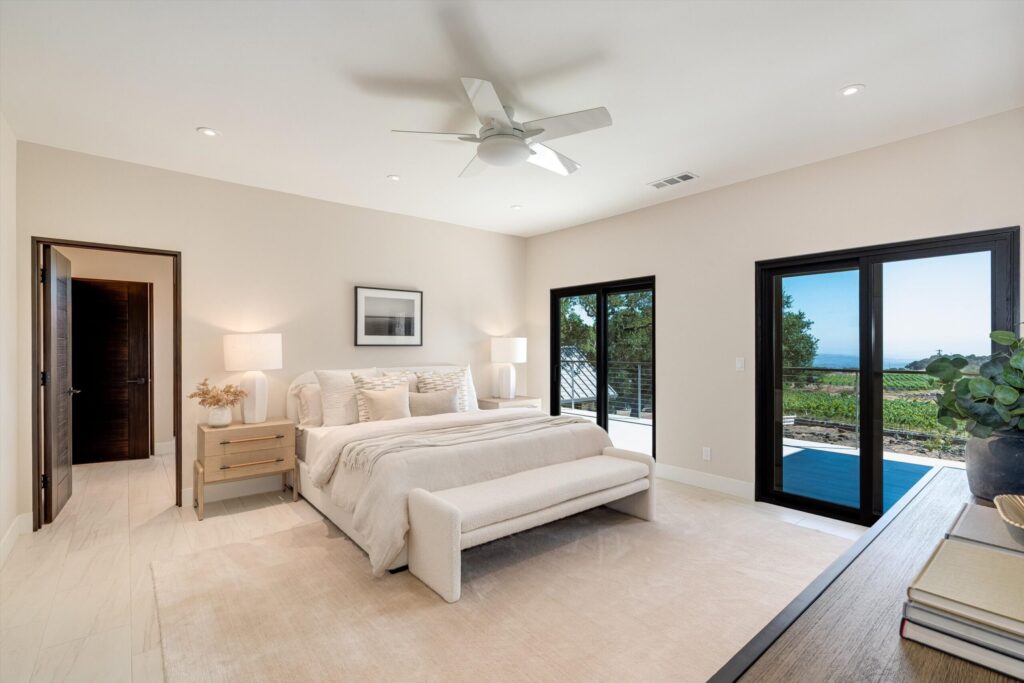 Bedroom. (Daniel Wilson / Sotheby's International Realty)