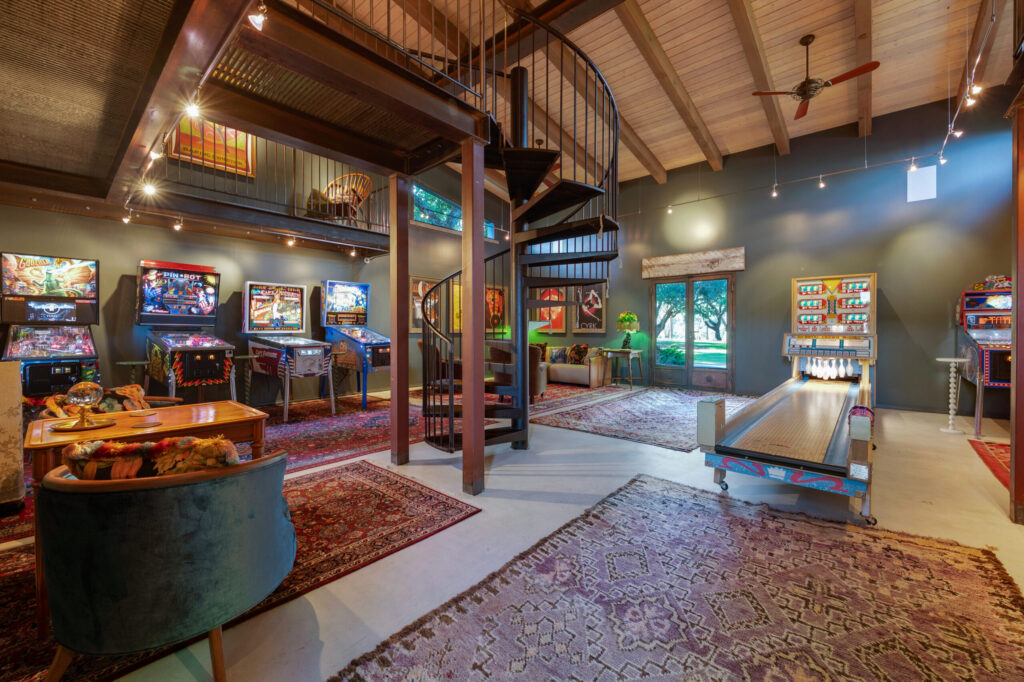 Game room. (Jim Nevill / Sotheby's International Realty)